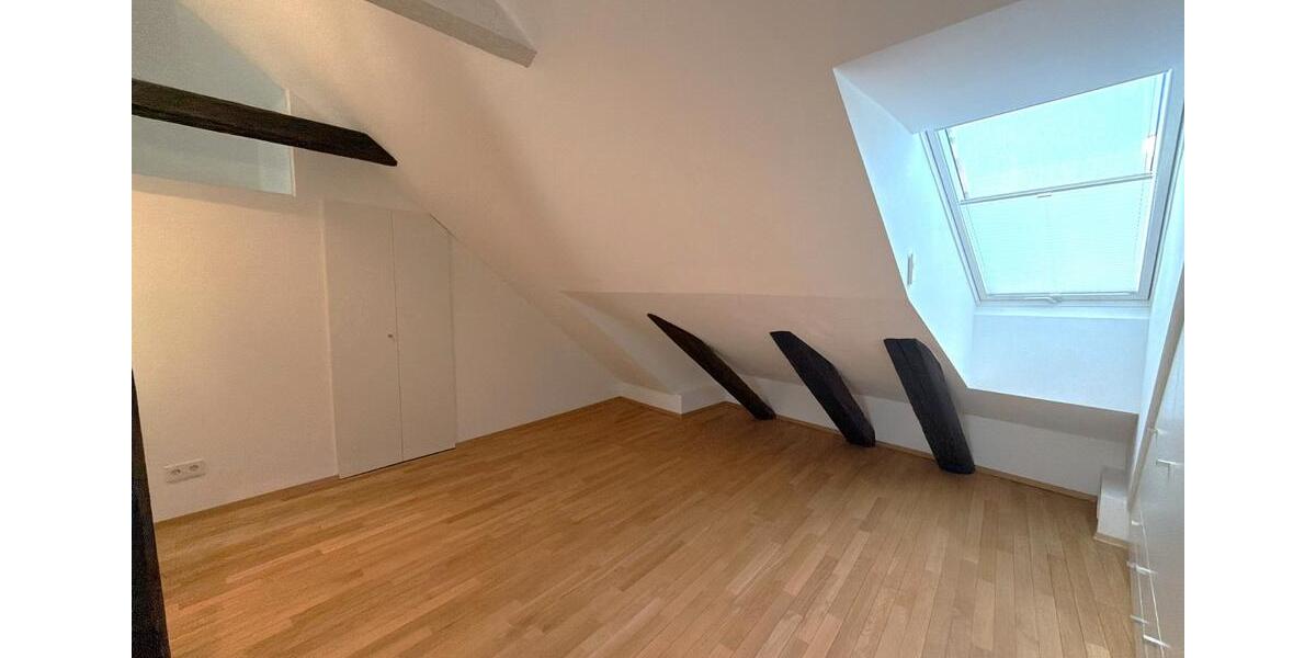 Loft - Studio - Atelier Ravensburg - 3 Zimmer, 140 m&sup2;, 1.980&euro; | Angebot:26491800