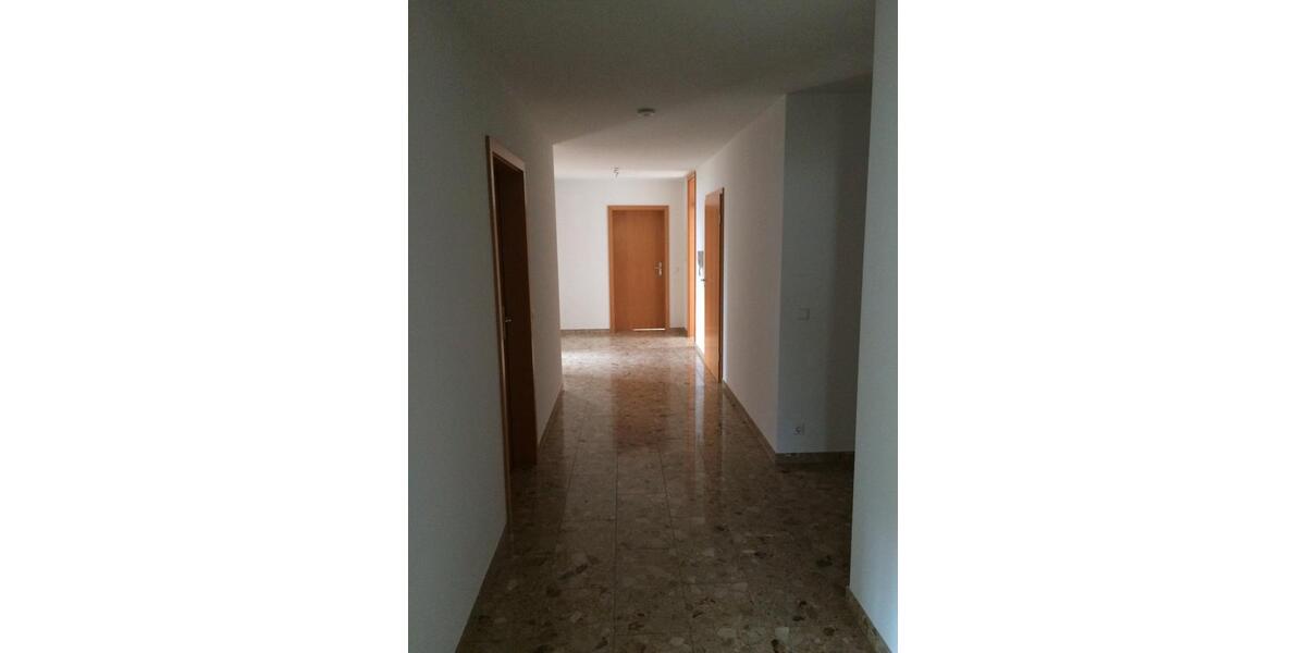 Etagenwohnung Vaihingen an der Enz - 5 Zimmer, 128 m&sup2;, 1.460&euro; | Angebot:26496480