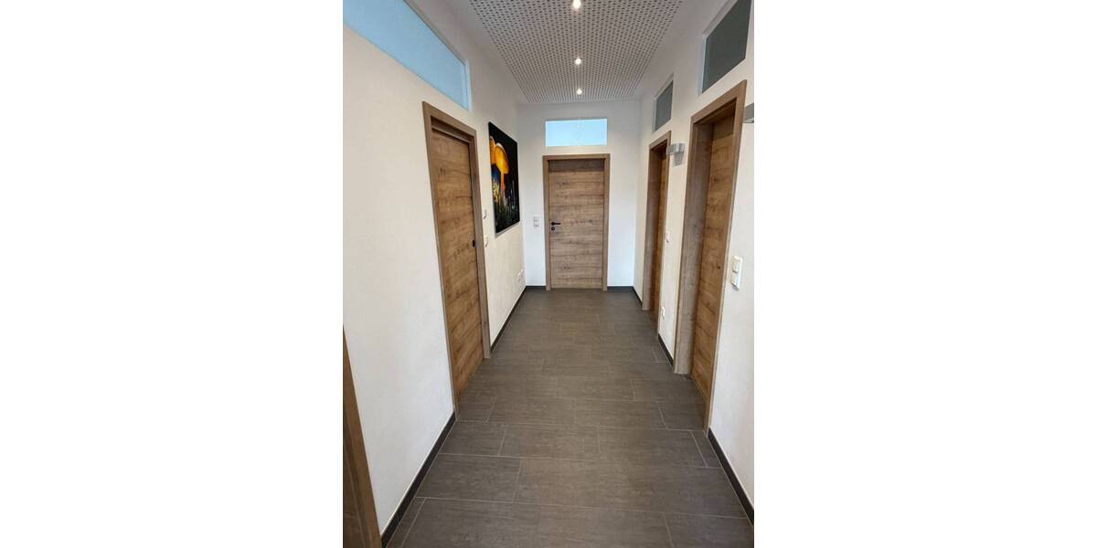 Gewerbeobjekt Langenpreising - 3 Zimmer, 105 m&sup2;, 850&euro; | Angebot:25985106