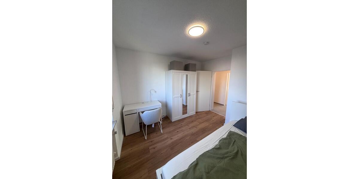 Wohnen auf Zeit Würzburg Frauenland - 4 Zimmer, 13 m&sup2;, 575&euro; | Angebot:26677055