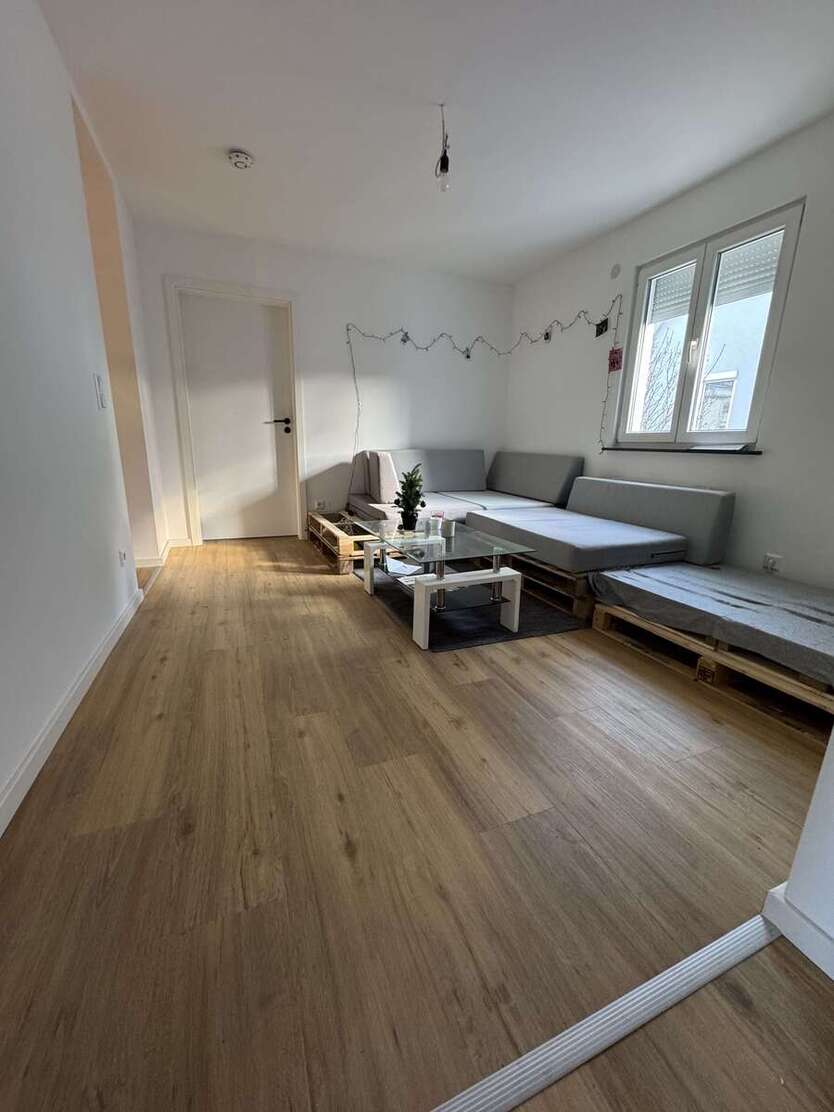 Wohnung zum Mieten in Stammheim 500 € 14 m² 1 zimmer