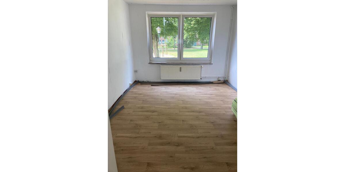 Erdgeschoßwohnung Klötze - 3 Zimmer, 61 m&sup2;, 290&euro; | Angebot:25655611