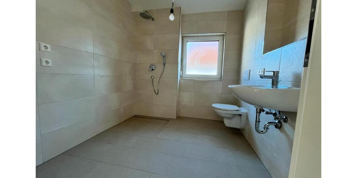 Dachgeschoßwohnung Frankenhardt - 3 Zimmer, 99 m&sup2;, 990&euro; | Angebot:26300628