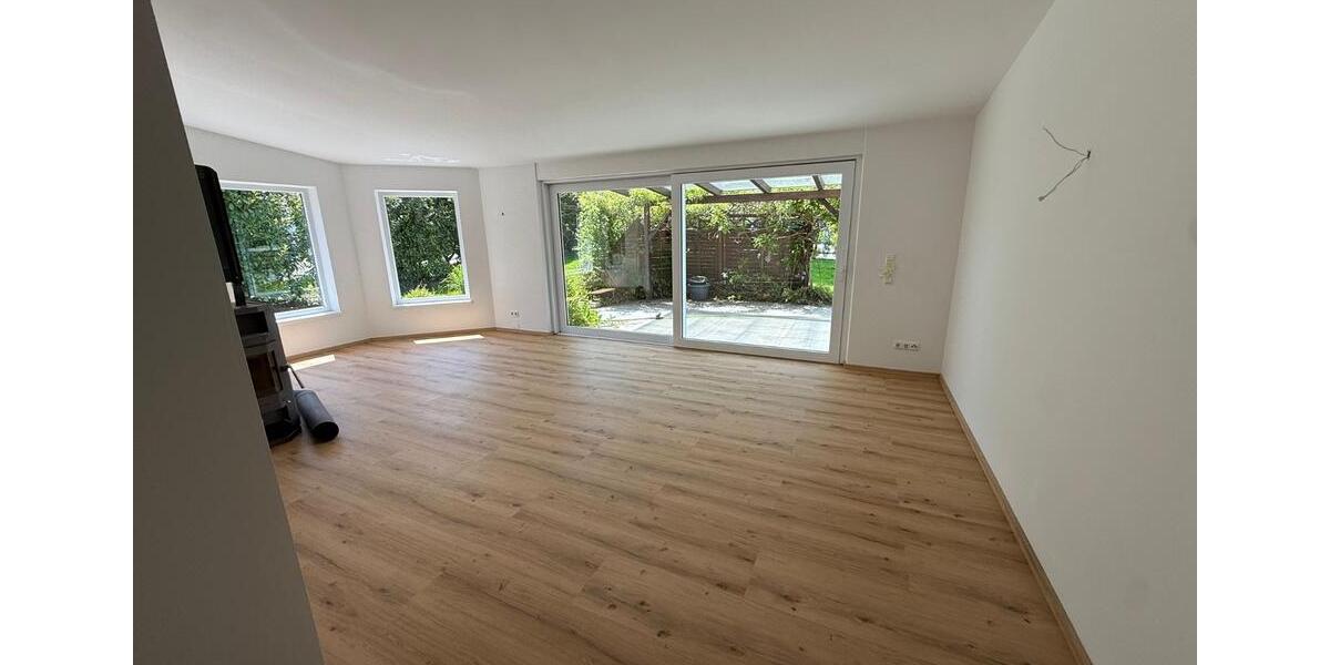 Terrassenwohnung Bayerisch Gmain - 4 Zimmer, 157 m&sup2;, 2.300&euro; | Angebot:26702056