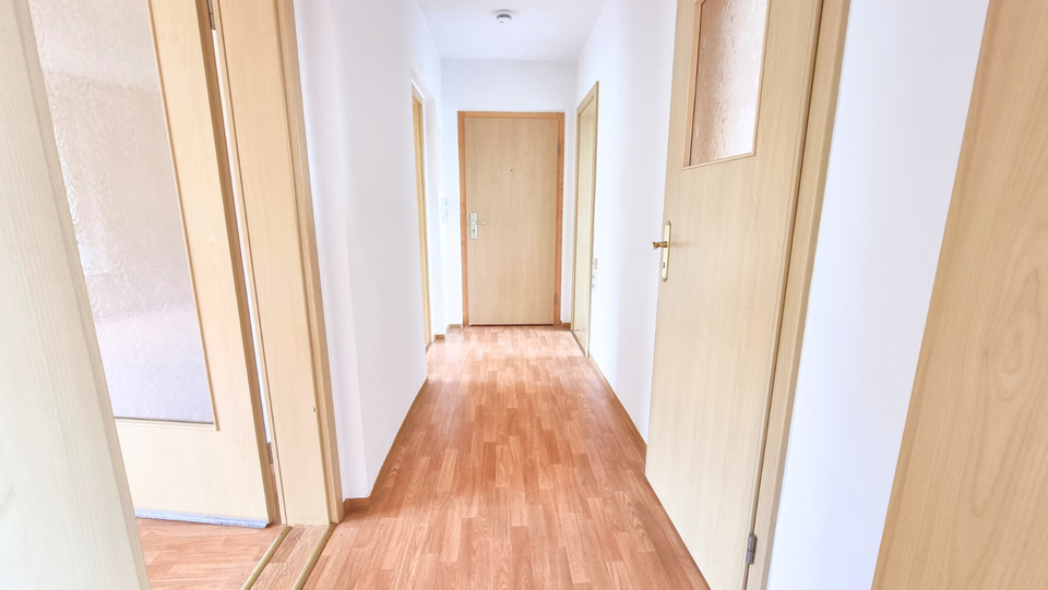 Helle 3-Zimmer-Wohnung in Gößnitz mit Zuganbindung nach Leipzig