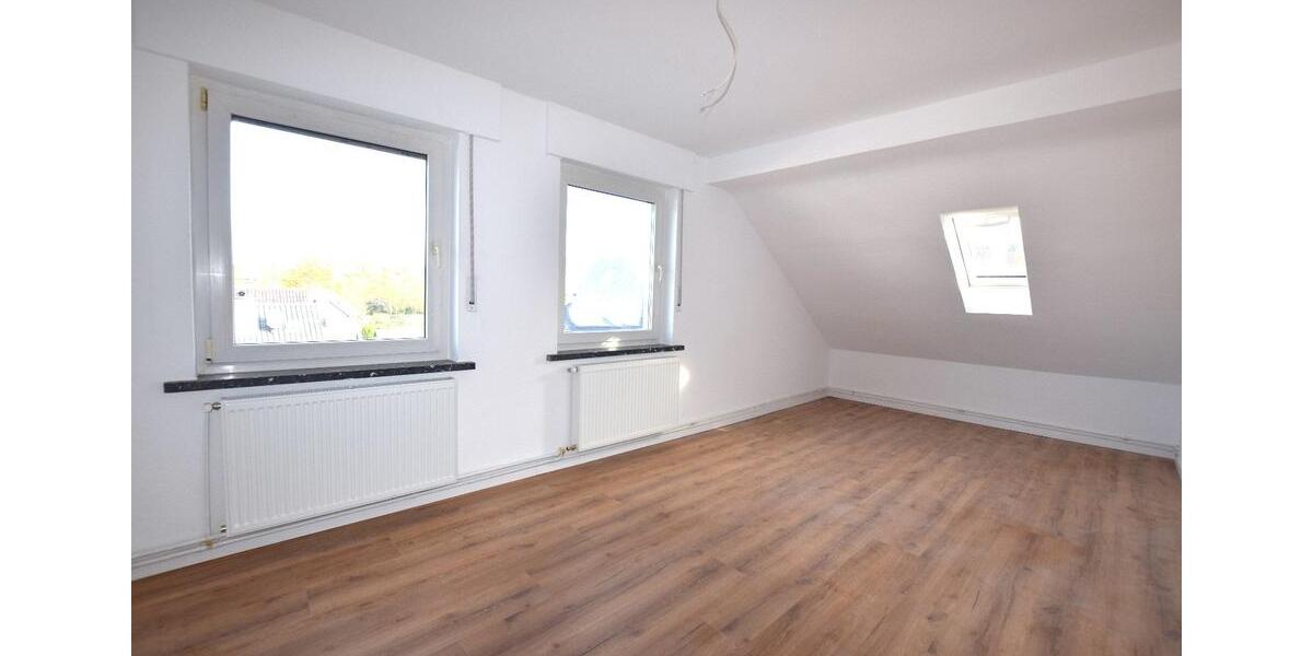 Dachgeschoßwohnung Vlotho - 2 Zimmer, 60 m&sup2;, 515&euro; | Angebot:24472127