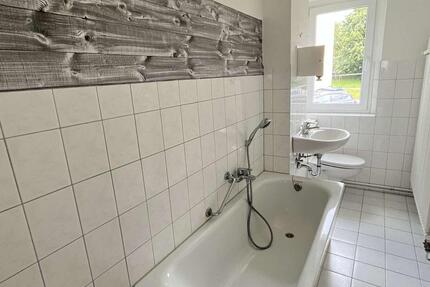 Wohnung Hainichen - 3 Zimmer, 57 m&sup2;, 300&euro; | Angebot:24616191