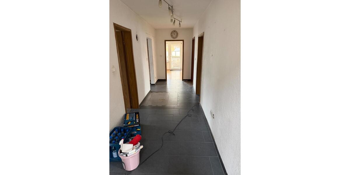 Erdgeschoßwohnung Gerolzhofen - 4 Zimmer, 105 m&sup2;, 800&euro; | Angebot:25236555
