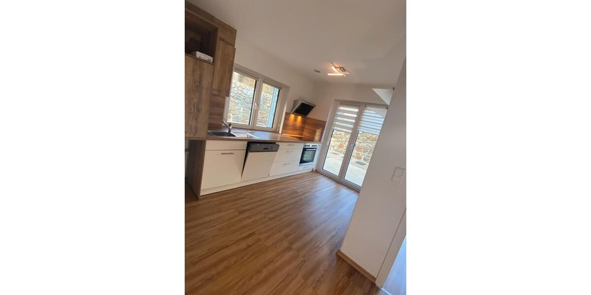 Etagenwohnung Mengkofen - 2 Zimmer, 55 m&sup2;, 850&euro; | Angebot:26378223