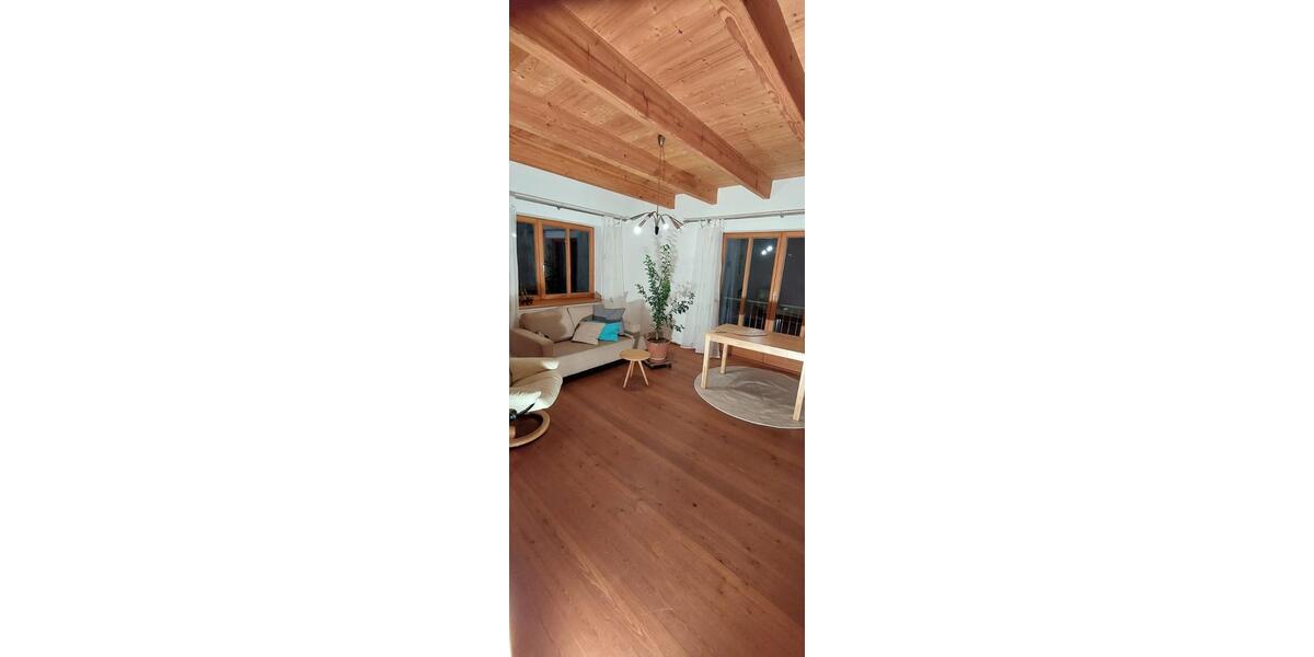 2 helle Zimmer mit Balkon in 2er WG in Lappersdorf zu vermieten 2.5 zimmer