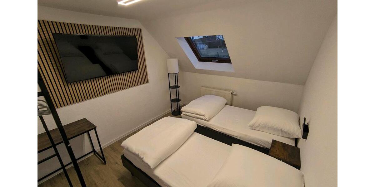 Wohnen auf Zeit Büren - 1 Zimmer, 14 m&sup2;, 550&euro; | Angebot:24641176