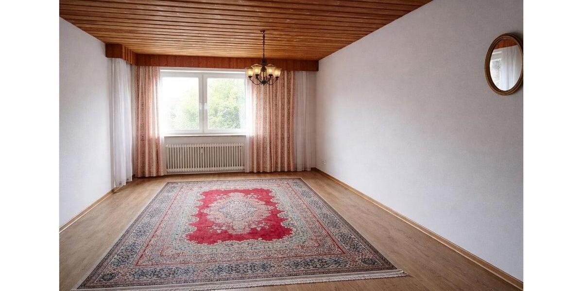 Etagenwohnung Neutraubling - 3 Zimmer, 74 m&sup2;, 850&euro; | Angebot:26232121