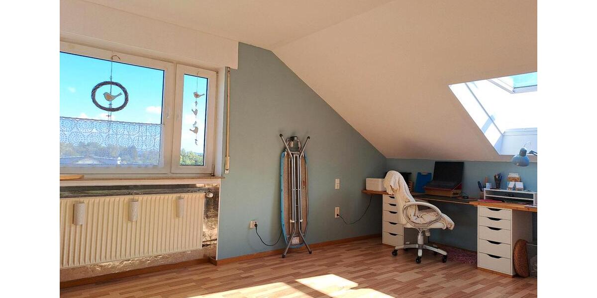 Zimmer frei in netter Haus-WG Ü40 1 zimmer