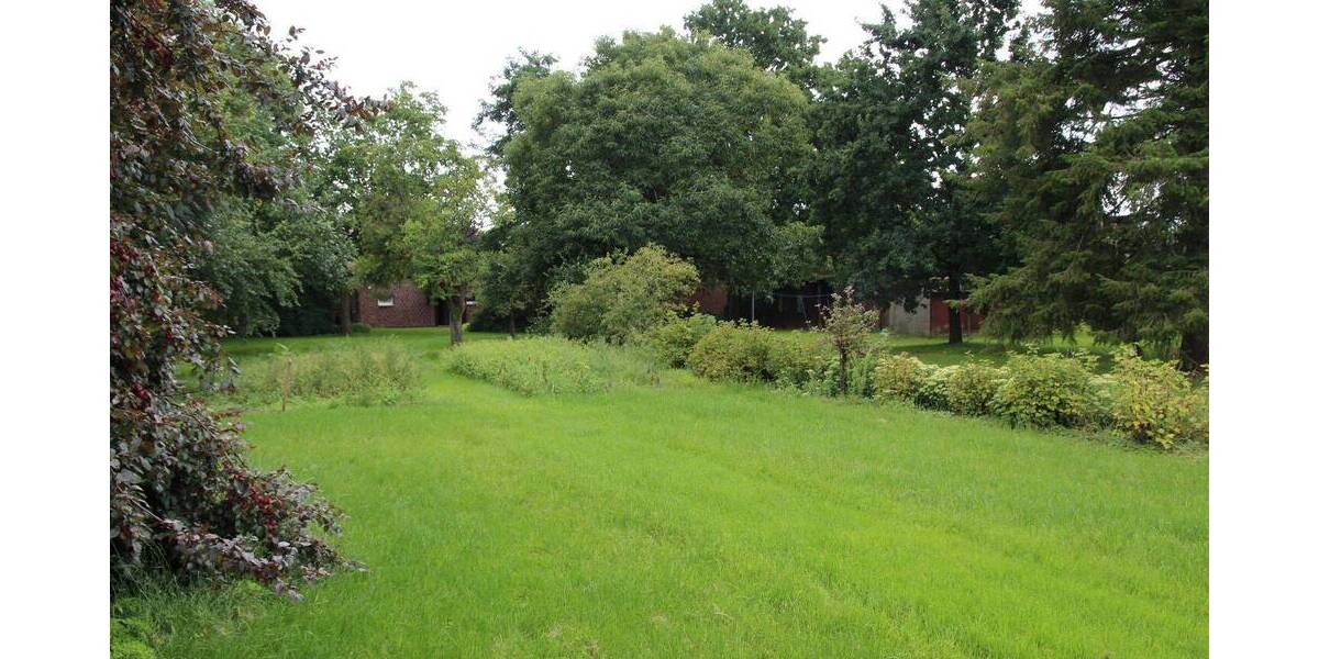 Einfamilienhaus Heidenau - 5 Zimmer, 170 m&sup2;, 1.600&euro; | Angebot:22188397