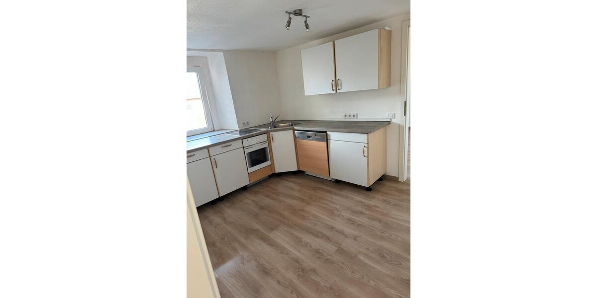 Etagenwohnung Querfurt - 3 Zimmer, 62 m&sup2;, 425&euro; | Angebot:26635225