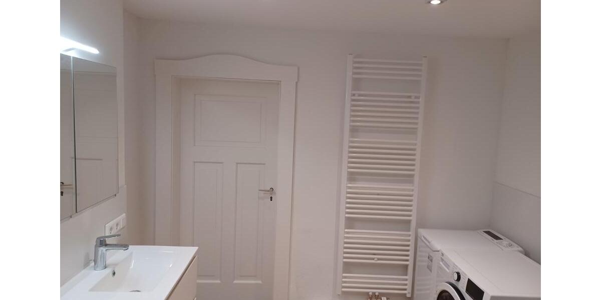 Etagenwohnung Uffenheim - 1 Zimmer, 11 m&sup2;, 300&euro; | Angebot:26620638
