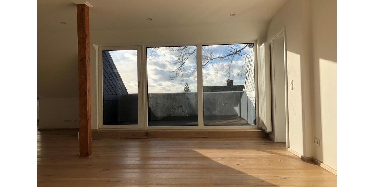 Dachgeschoßwohnung Plön - 2 Zimmer, 86 m&sup2;, 1.060&euro; | Angebot:26252333