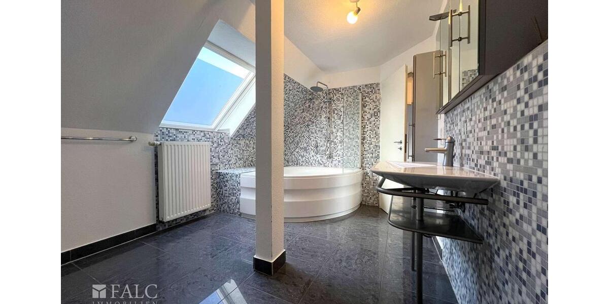 Dachgeschoßwohnung Gescher - 3 Zimmer, 91 m&sup2;, 750&euro; | Angebot:24652125