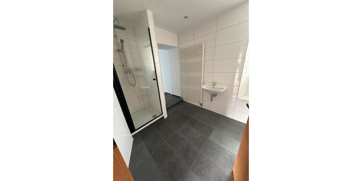 Einfamilienhaus Taucha - 8 Zimmer, 200 m&sup2;, 1.800&euro; | Angebot:26610330