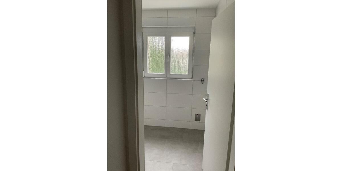 Etagenwohnung Esslingen am Neckar - 3 Zimmer, 69 m&sup2;, 683&euro; | Angebot:24886014
