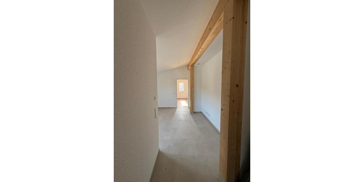 Dachgeschoßwohnung Spangenberg - 2 Zimmer, 50 m&sup2;, 620&euro; | Angebot:26239034