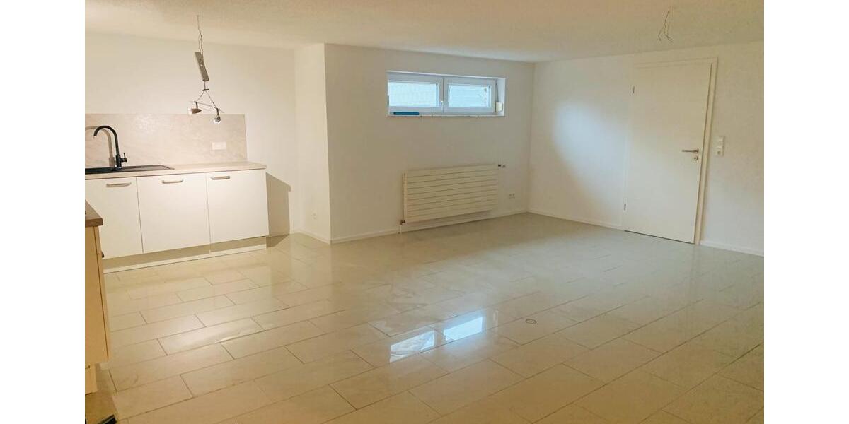 Etagenwohnung Neuried - 3.5 Zimmer, 85 m&sup2;, 1.090&euro; | Angebot:25923461