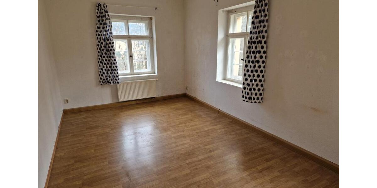 Etagenwohnung Johanngeorgenstadt - 4 Zimmer, 95 m&sup2;, 380&euro; | Angebot:26490301