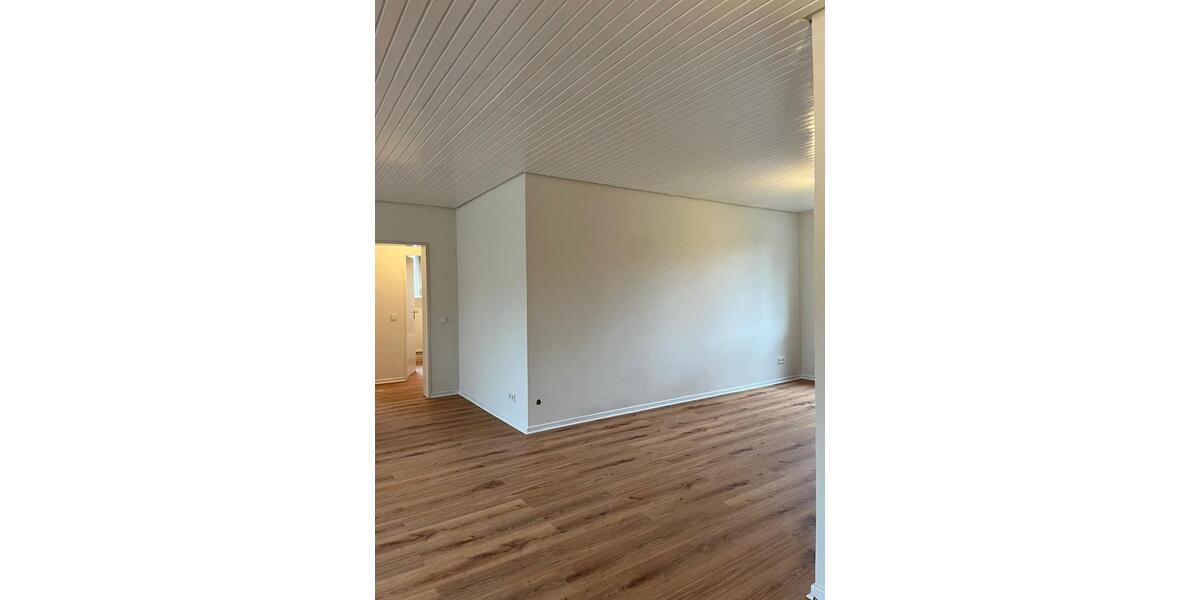 Erdgeschoßwohnung Hamburg Wandsbek - 4 Zimmer, 121 m&sup2;, 2.175&euro; | Angebot:26678163