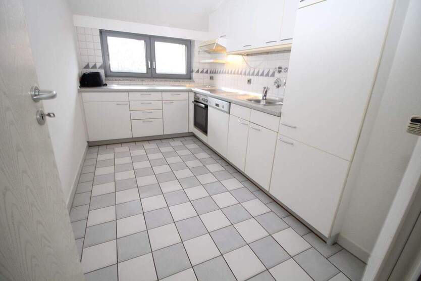 Besichtigung am 23.10. um 13.00 Uhr, Dreizimmerwohnung mit Balkon 3 zimmer
