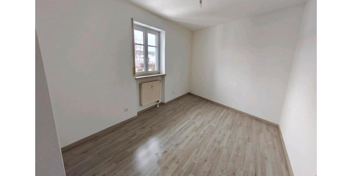 Etagenwohnung Weilheim in Oberbayern - 3 Zimmer, 76 m&sup2;, 1.100&euro; | Angebot:25168419