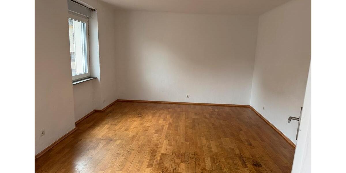 Erdgeschoßwohnung Merzig - 3 Zimmer, 100 m&sup2;, 800&euro; | Angebot:26703887