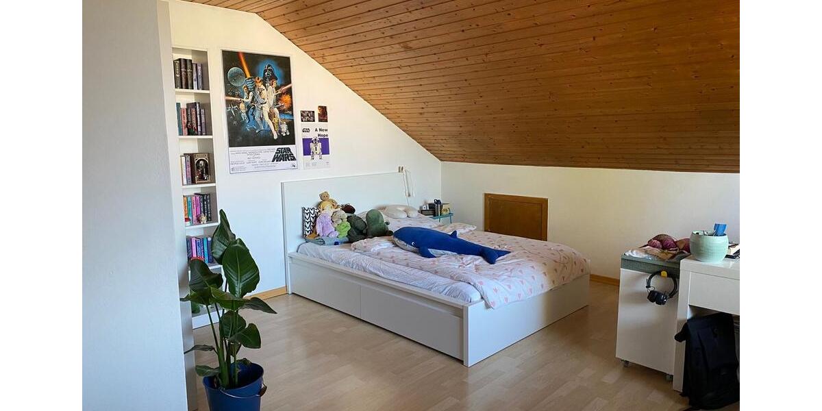 Dachgeschoßwohnung Paderborn - 1 Zimmer, 34 m&sup2;, 369&euro; | Angebot:25995545