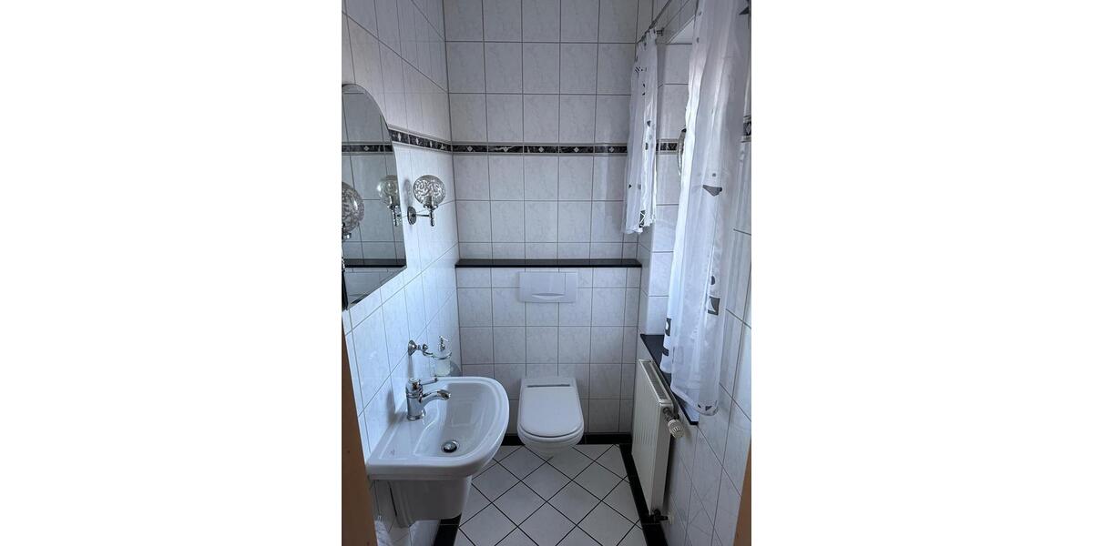 Einfamilienhaus Vechta - 3 Zimmer, 135 m&sup2;, 1.350&euro; | Angebot:25044951