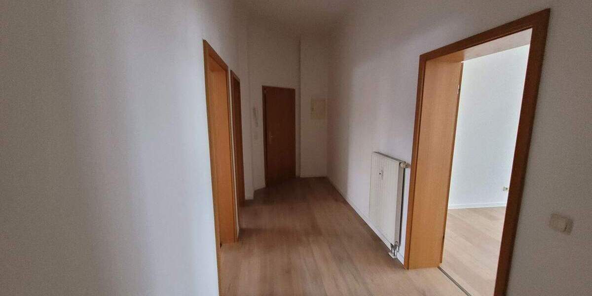 Etagenwohnung Pirna Sonnenstein - 3 Zimmer, 77 m&sup2;, 615&euro; | Angebot:25176312