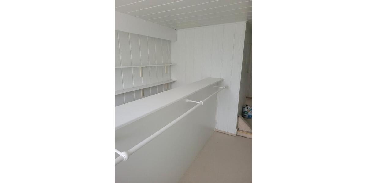 Dachgeschoßwohnung Pößneck - 4 Zimmer, 120 m&sup2;, 990&euro; | Angebot:25993600