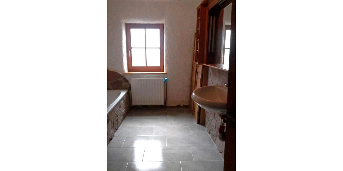 Hochparterre Rauschenberg - 2 Zimmer, 100 m&sup2;, 680&euro; | Angebot:26320300