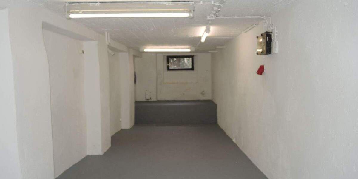 Gewerbeobjekt Bad Brückenau - 1 Zimmer, 1.400&euro; | Angebot:25696675