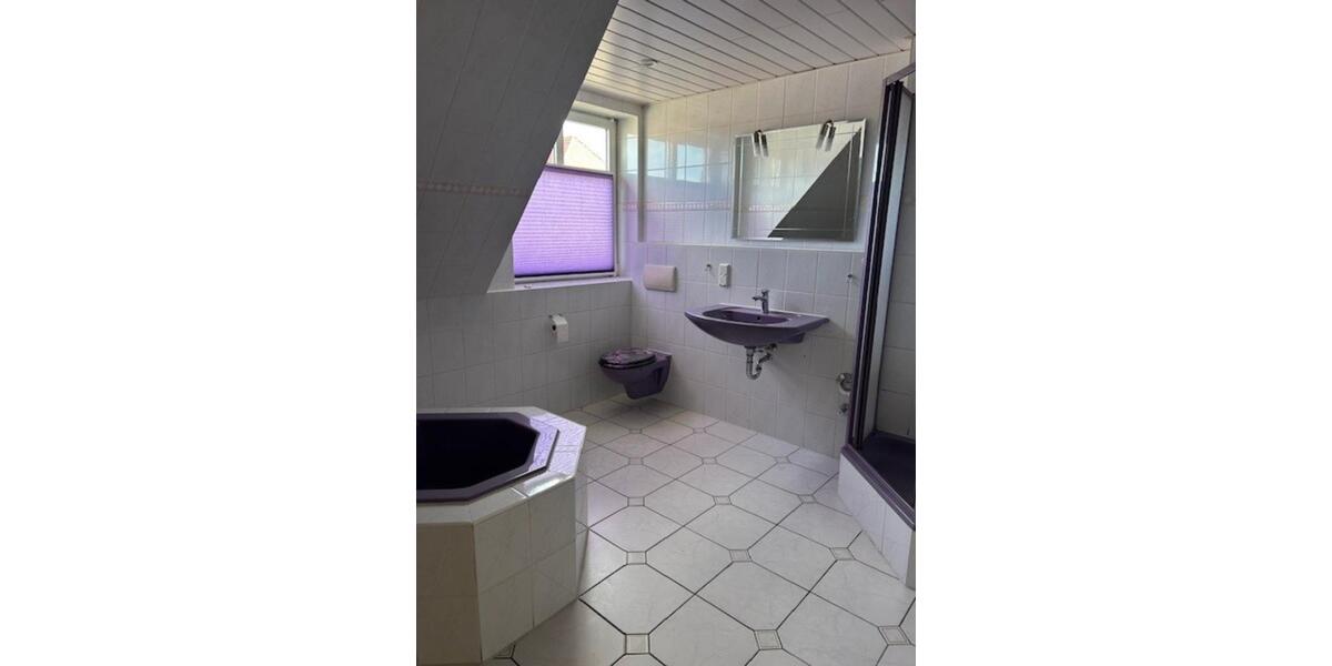 Dachgeschoßwohnung Jüterbog - 4 Zimmer, 120 m&sup2;, 960&euro; | Angebot:24787010