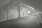 Dachgeschoßwohnung Büdelsdorf - 1 Zimmer, 40 m&sup2;, 340&euro; | Angebot:26234809