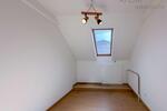 Dachgeschoßwohnung Lörrach - 4 Zimmer, 122 m&sup2;, 1.450&euro; | Angebot:26182204