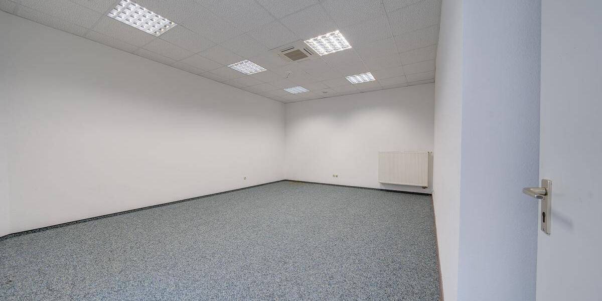 Gewerbeobjekt Würzburg Lengfeld - 7.400&euro; | Angebot:25705677