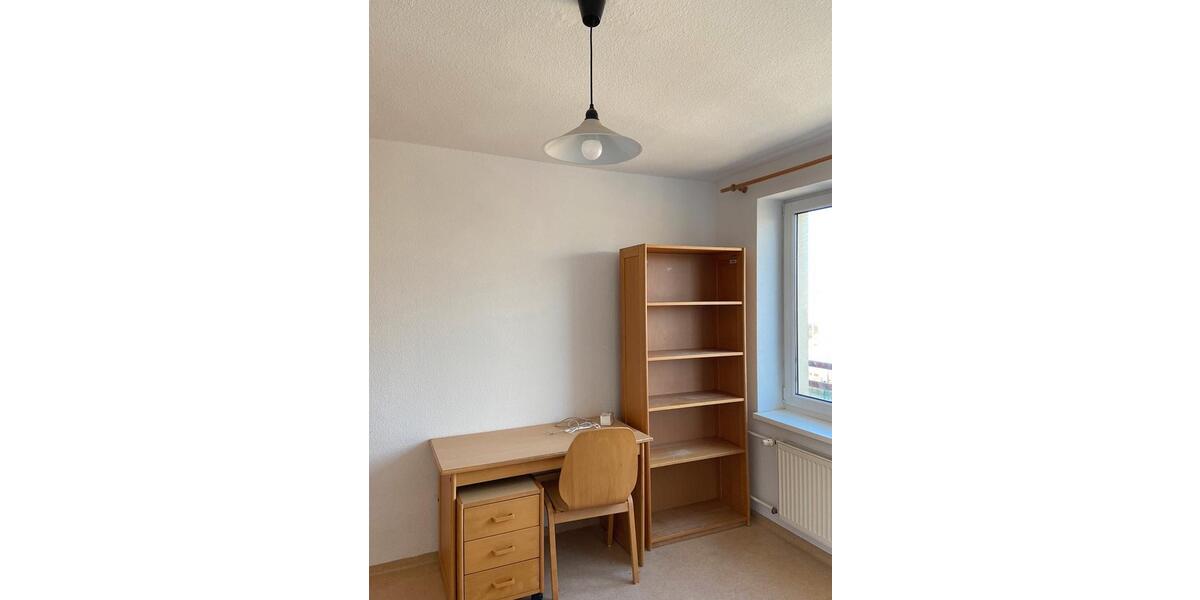 Etagenwohnung Potsdam Potsdam West - 4 Zimmer, 16 m&sup2;, 330&euro; | Angebot:26393747