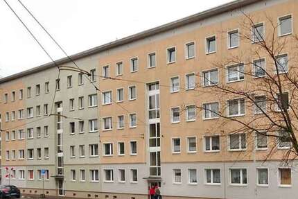 Wohnung zum Mieten in Gera 145 € 15.8 m²