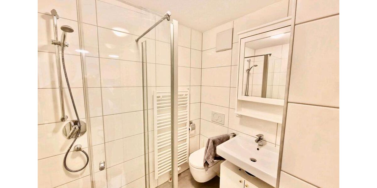 Pendler Studenten Wohnung möbliert TOP Anbindung Porsche Bosch 1.5 zimmer