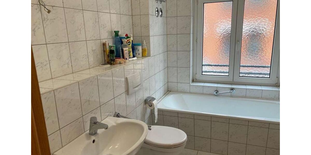 Etagenwohnung Reichenbach im Vogtland - 1 Zimmer, 35 m&sup2;, 360&euro; | Angebot:26515138