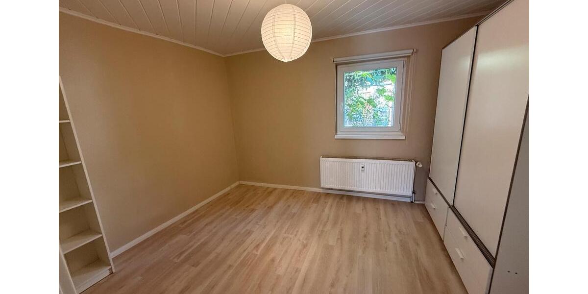 Erdgeschoßwohnung Stendal - 1.5 Zimmer, 30 m&sup2;, 400&euro; | Angebot:24936133