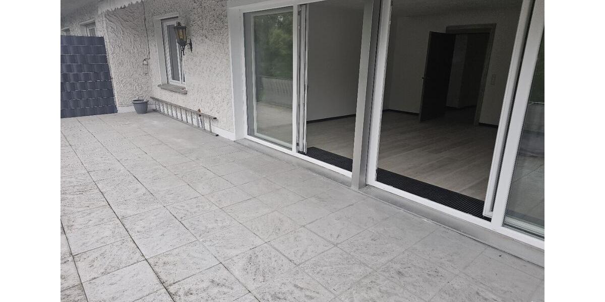 Etagenwohnung Reichshof - 4 Zimmer, 144 m&sup2;, 1.270&euro; | Angebot:26365967