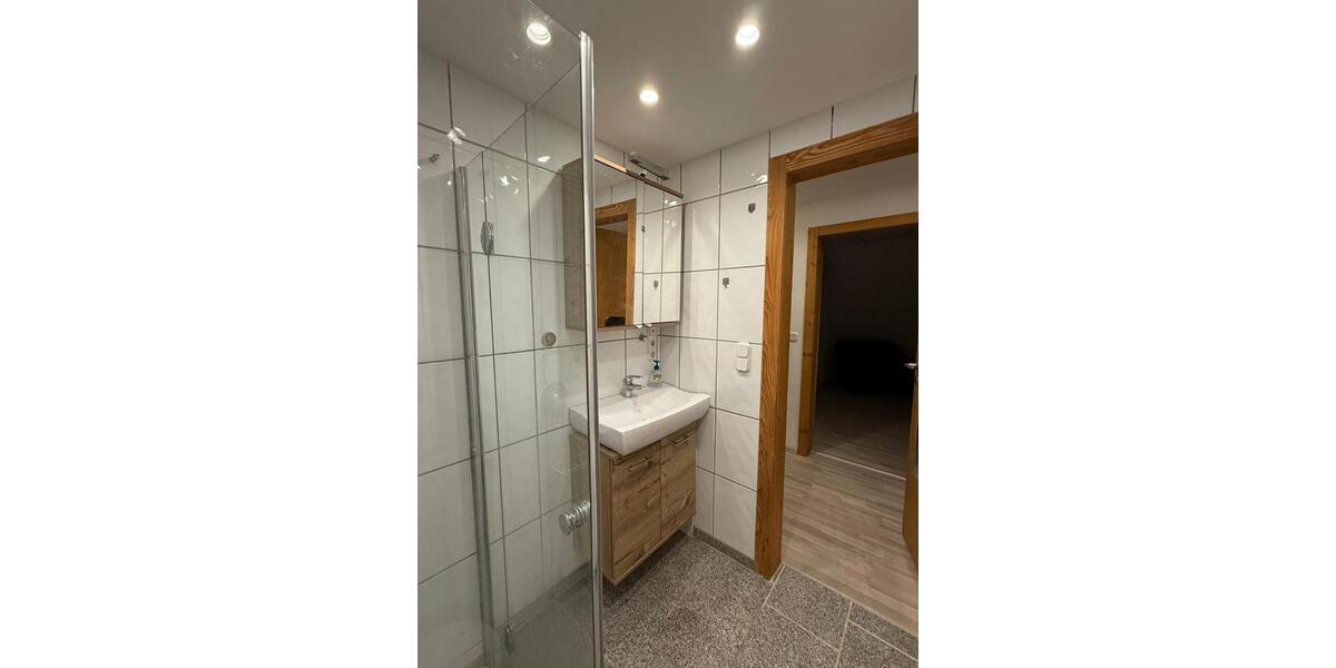 Doppelhaushälfte Garbsen - 3 Zimmer, 90 m&sup2;, 1.550&euro; | Angebot:24640306