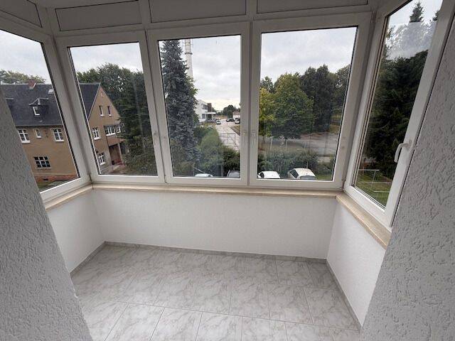Hier können Sie sofort einziehen und die 1. Monatsmiete sparen ! 2 zimmer