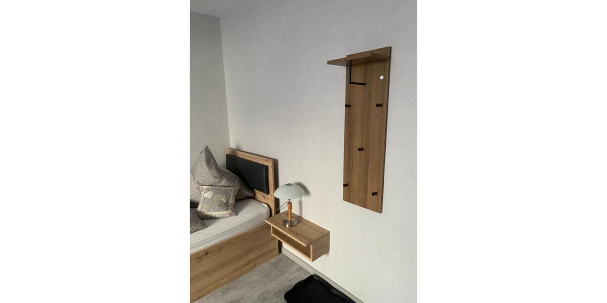 Wohnen auf Zeit Eichenzell - 1 Zimmer, 16 m&sup2;, 20&euro; | Angebot:24755190